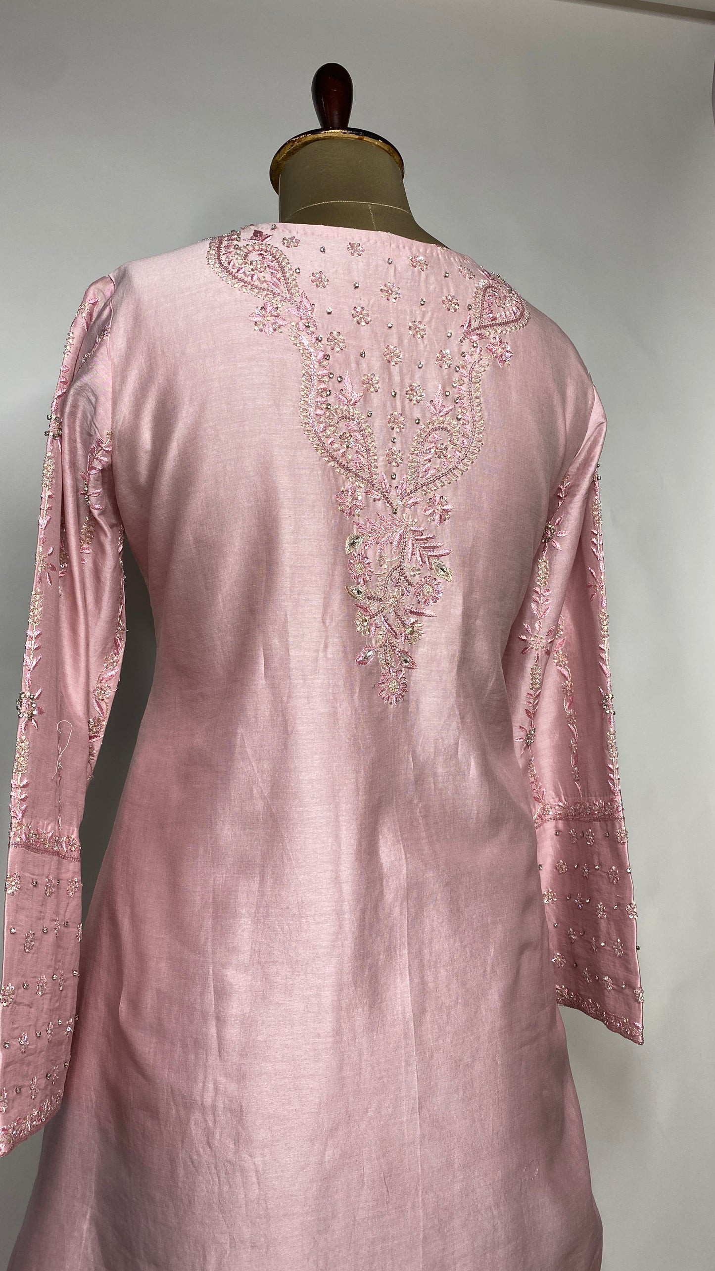 Light Pink Chanderi Chikankari & Stonework Kurta Set