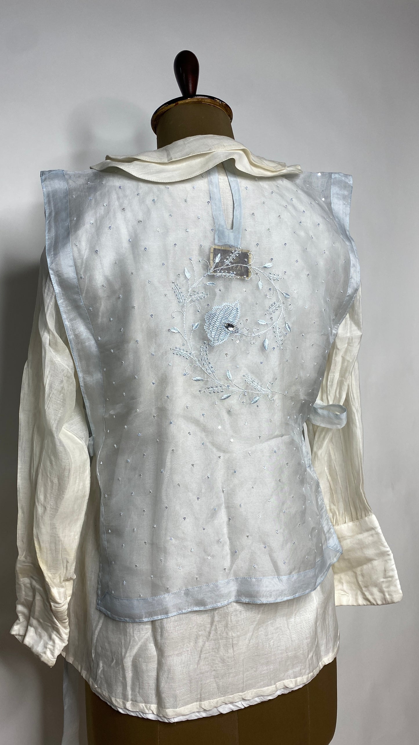 Powder Blue Jaali Bib