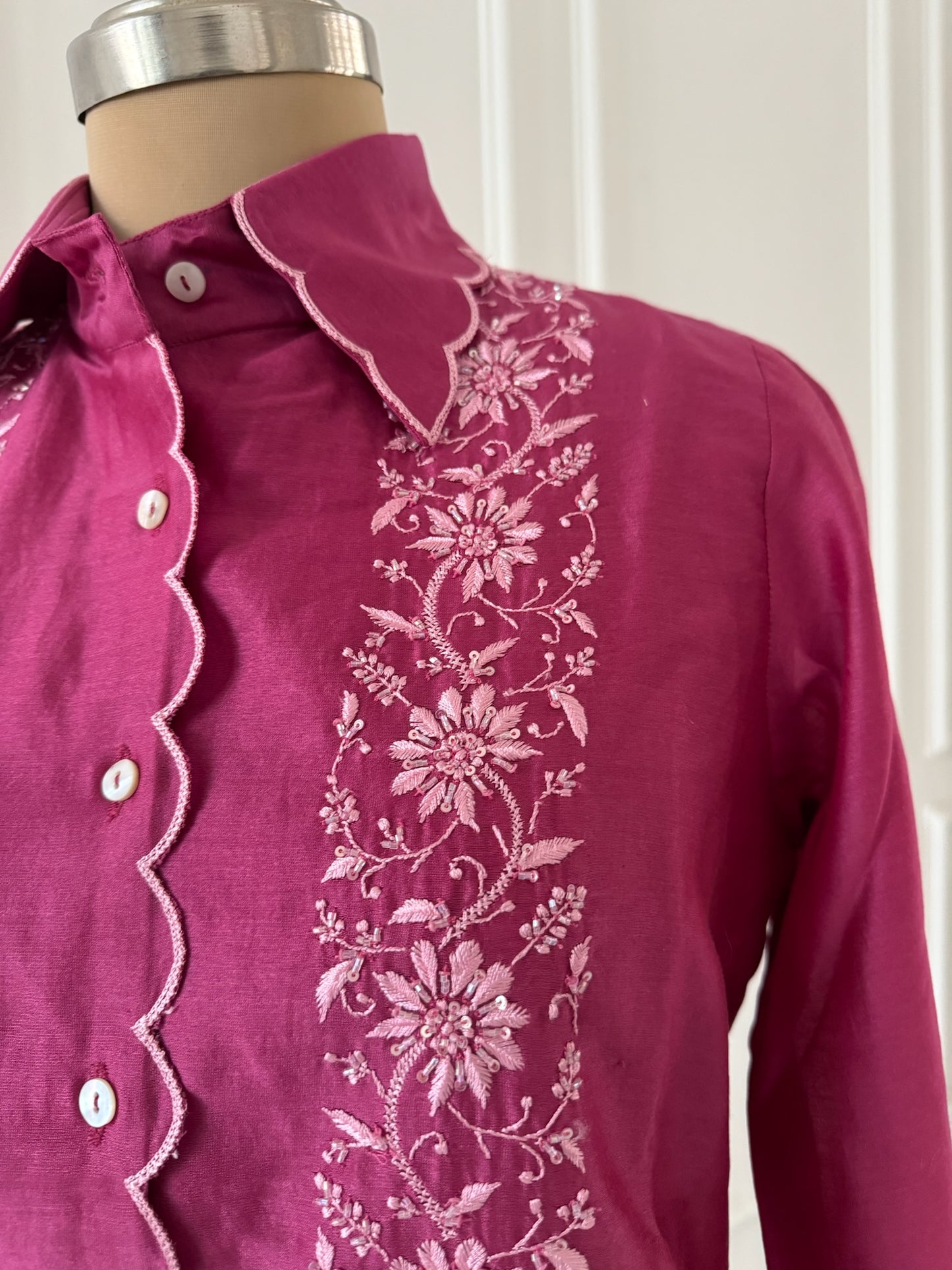 Viva Magenta Scallop Collar Chikankari Shirt