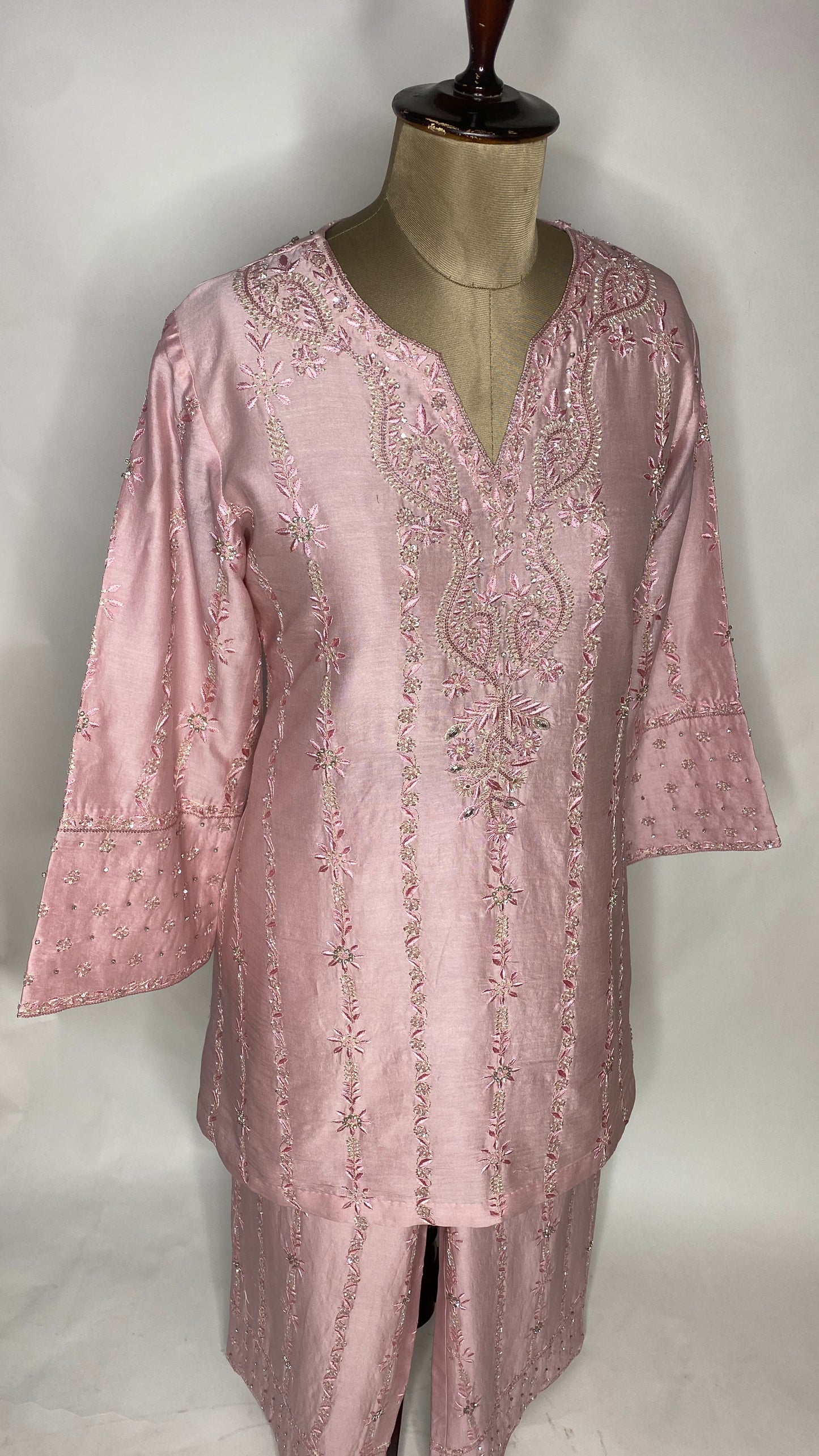 Light Pink Chanderi Chikankari & Stonework Kurta Set