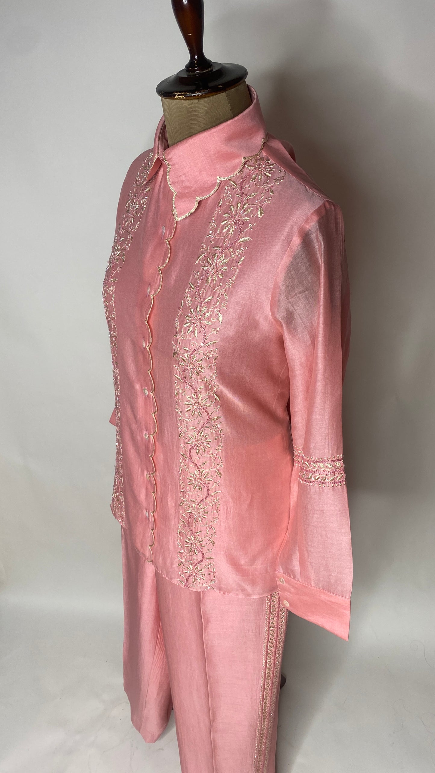 Salmon Pink Scallop Detail Chikankari Shirt & Pant Set