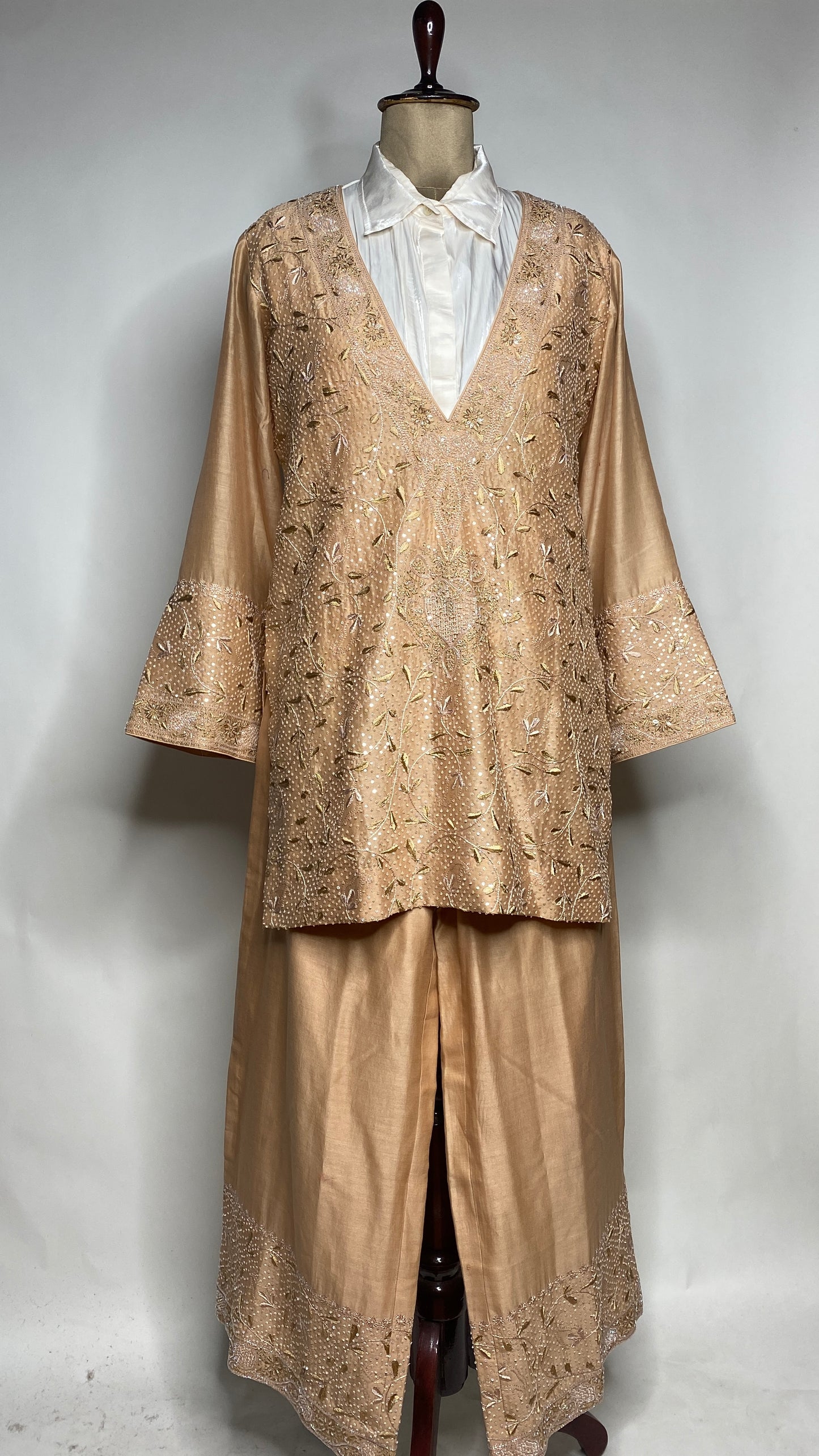 Warm Taupe Relaxed Fit Chikankari Co-ord Set