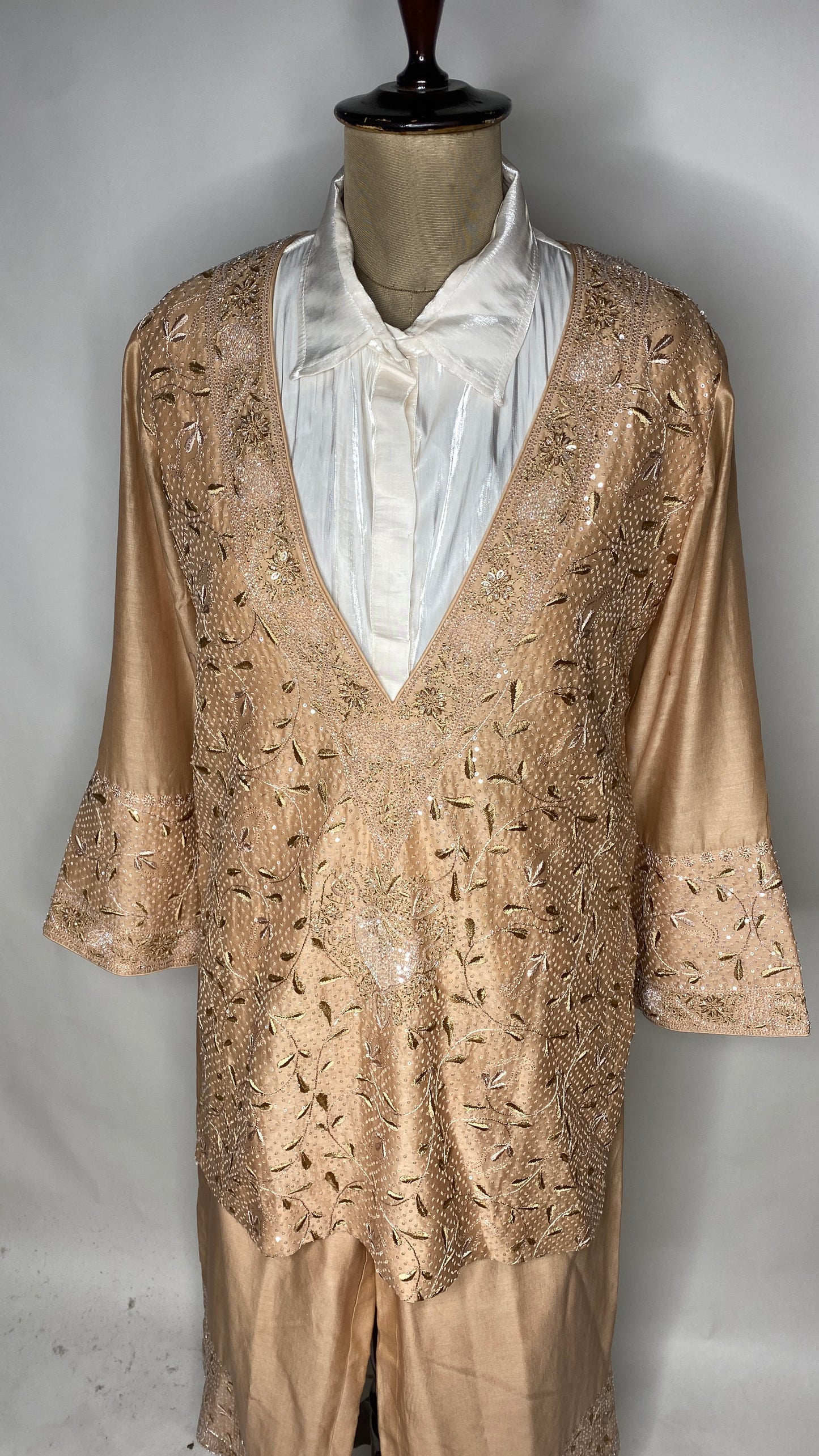 Warm Taupe Relaxed Fit Chikankari Co-ord Set