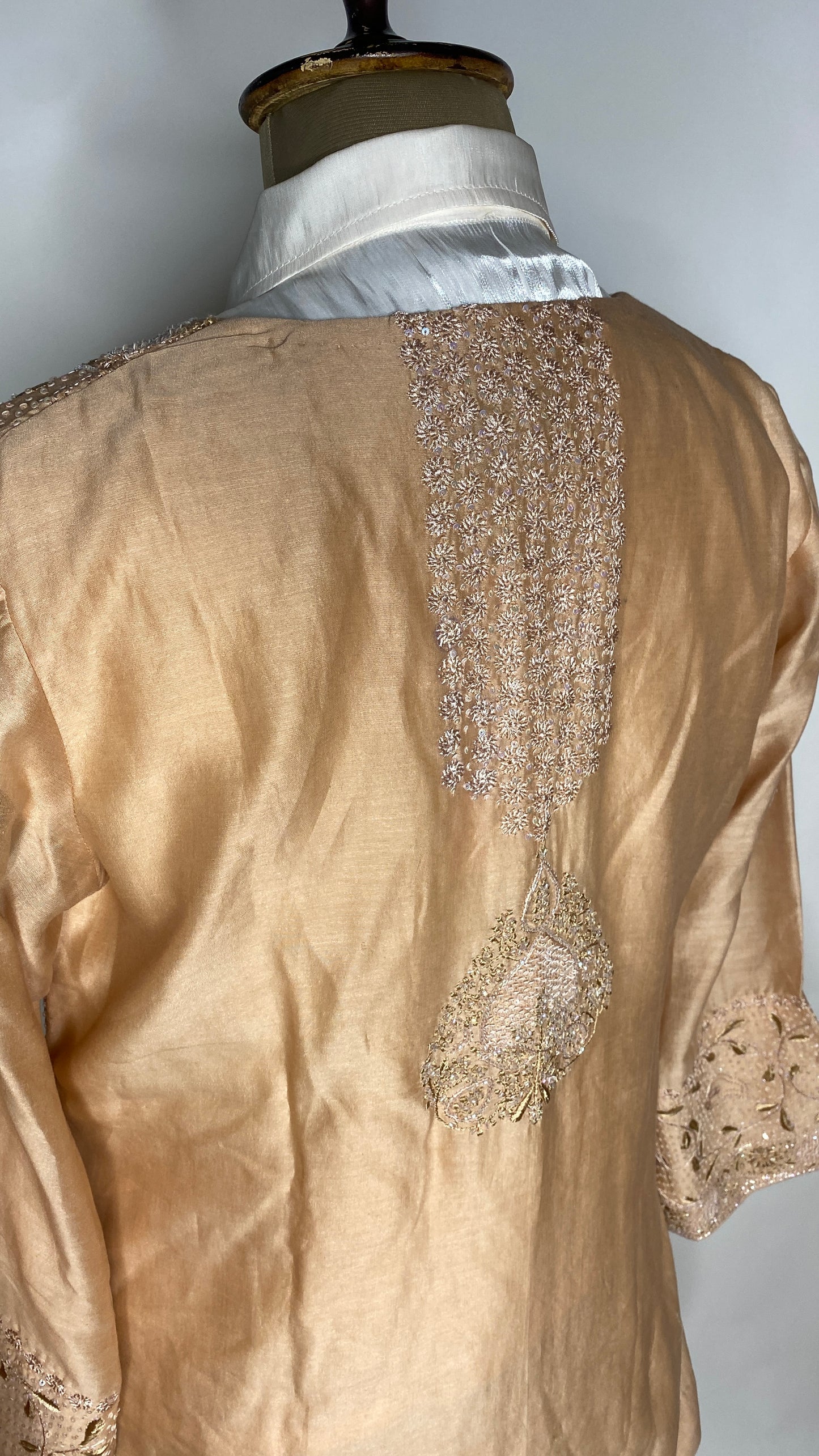 Warm Taupe Relaxed Fit Chikankari Co-ord Set