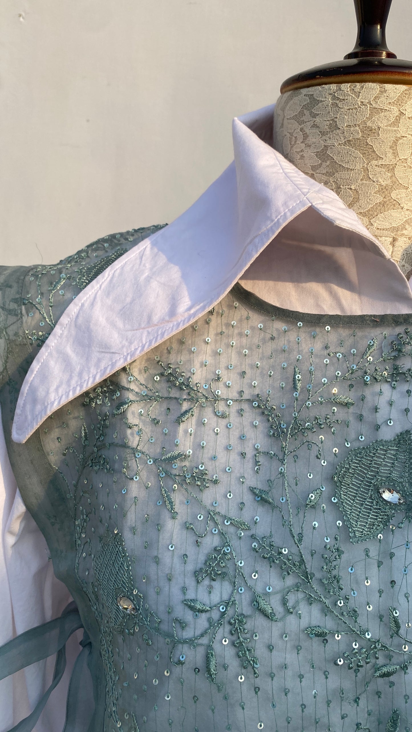 Slate Blue Jaali Bib