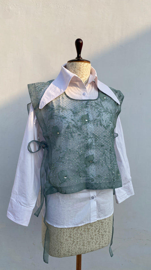 Slate Blue Jaali Bib