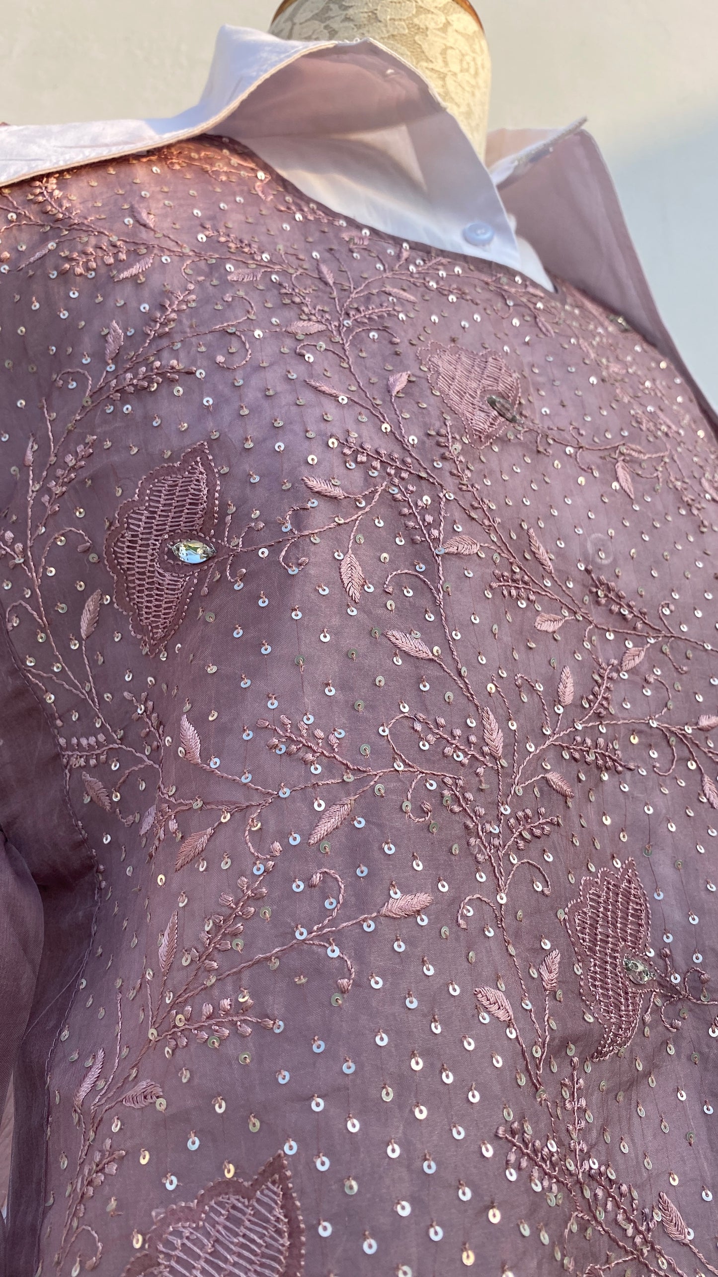 Dusty Mauve Jaali Bib