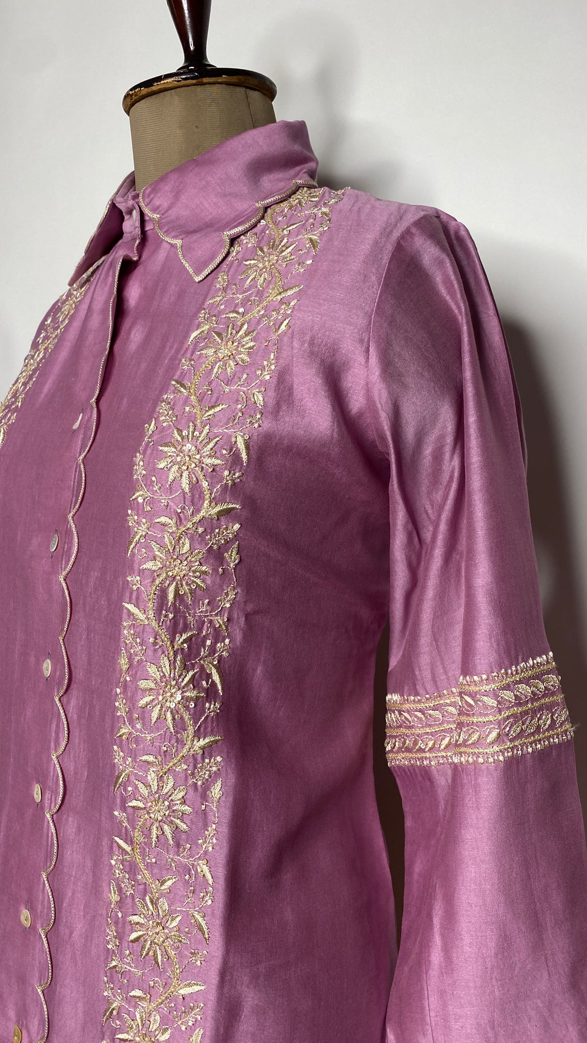 Mauve Scallop Collar Chikankari Shirt