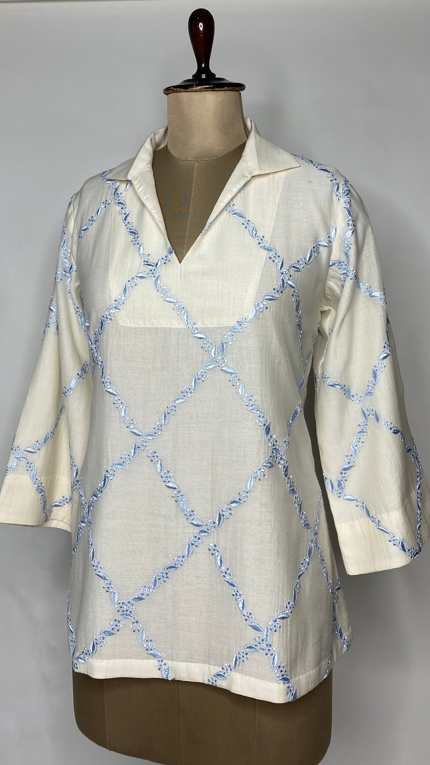 White Collared Chikankari Top