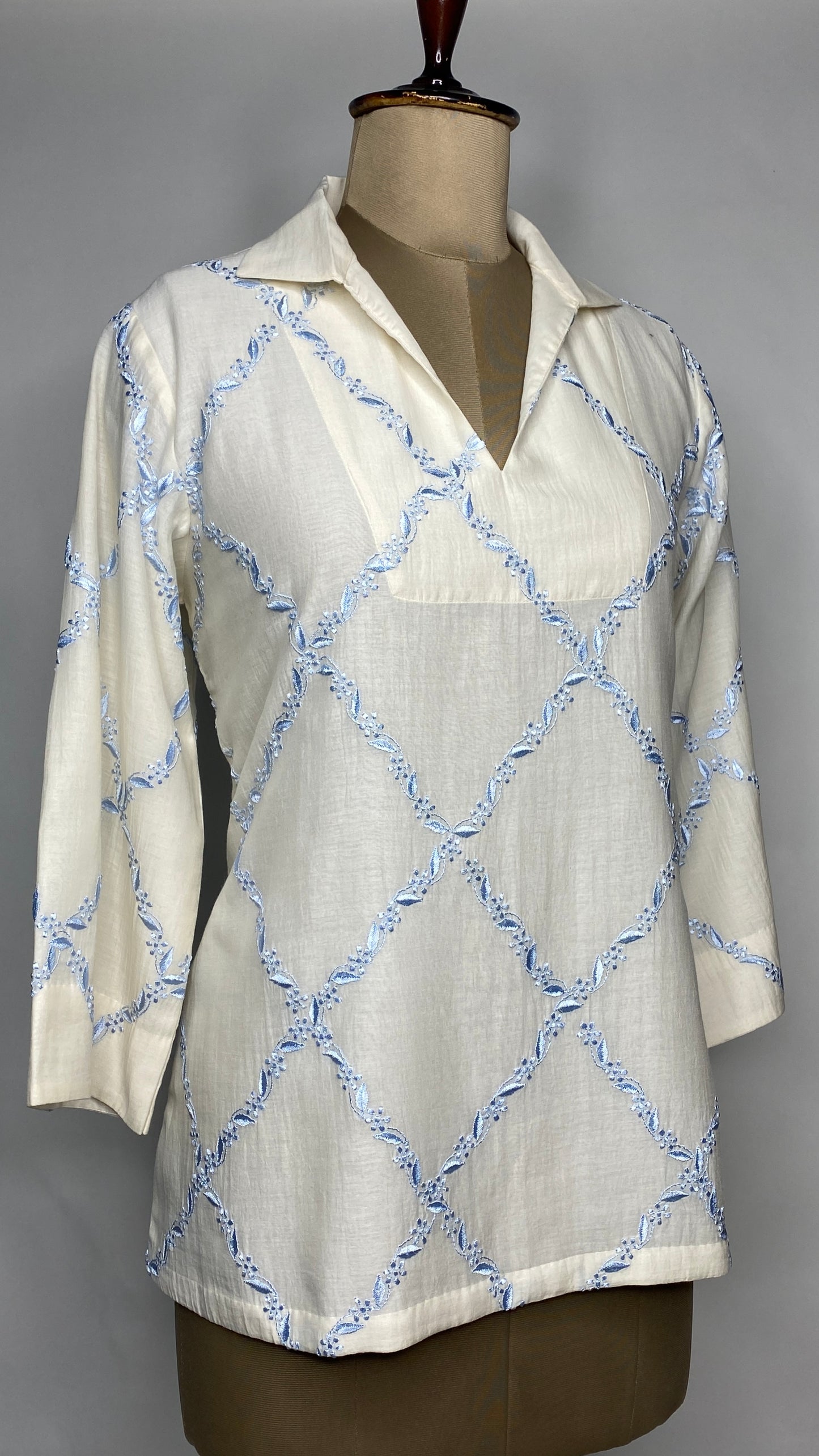 White Collared Chikankari Top