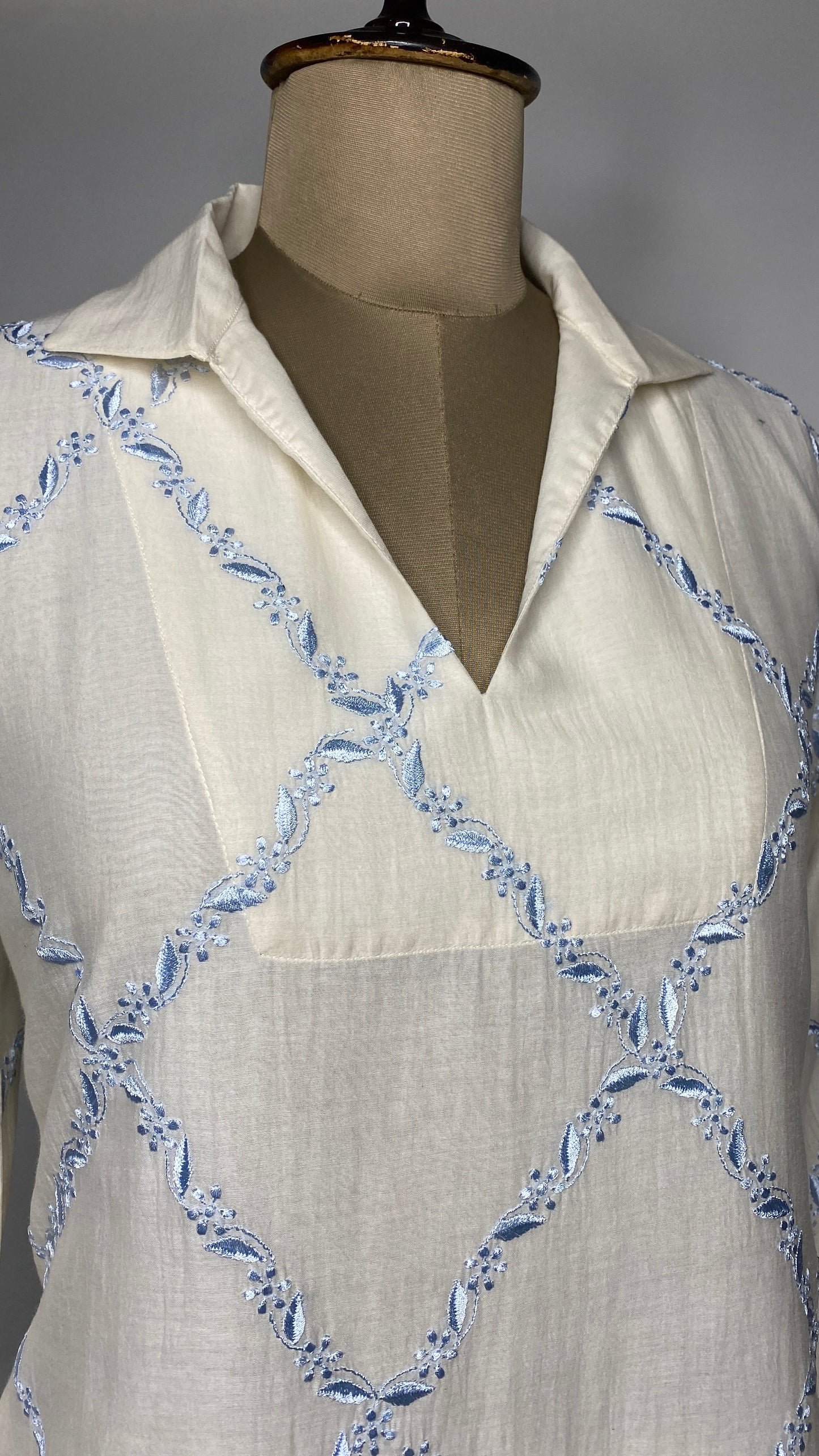White Collared Chikankari Top