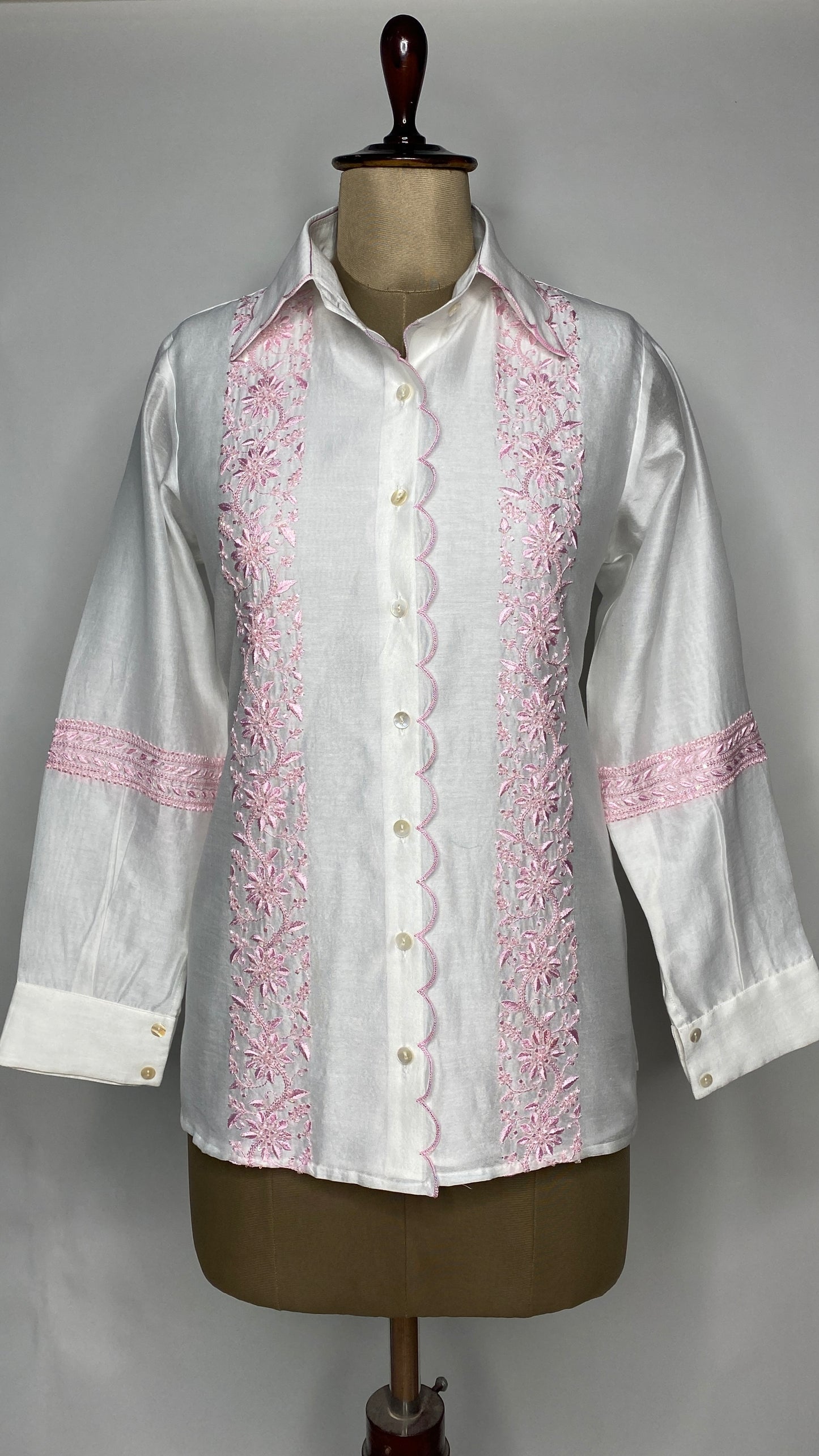 White Scallop Collar Chikankari Shirt